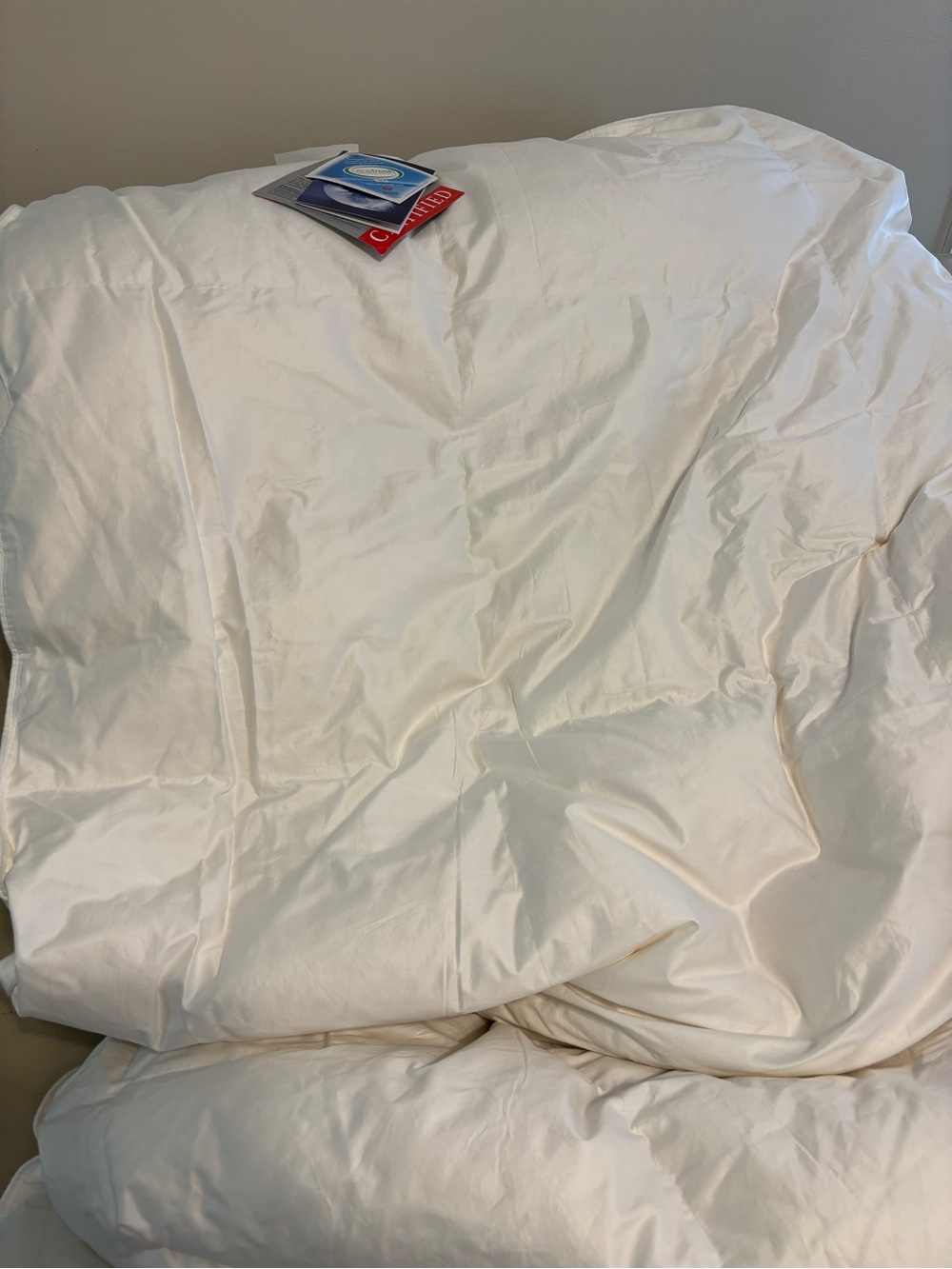 Brooklinen Twin Sateen All-Season Canadian Down Comforter Duvet Insert